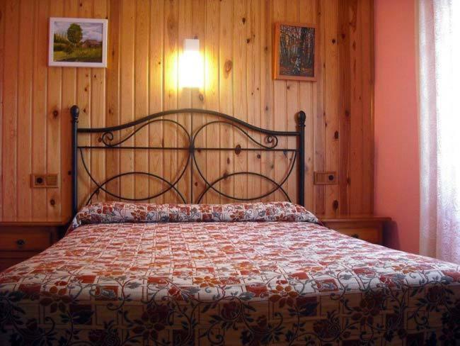 Hostal Pirineos Sarvisé Exterior foto
