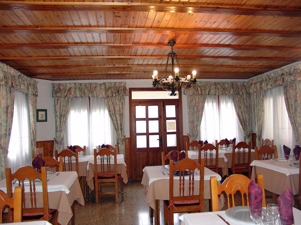 Hostal Pirineos Sarvisé Exterior foto