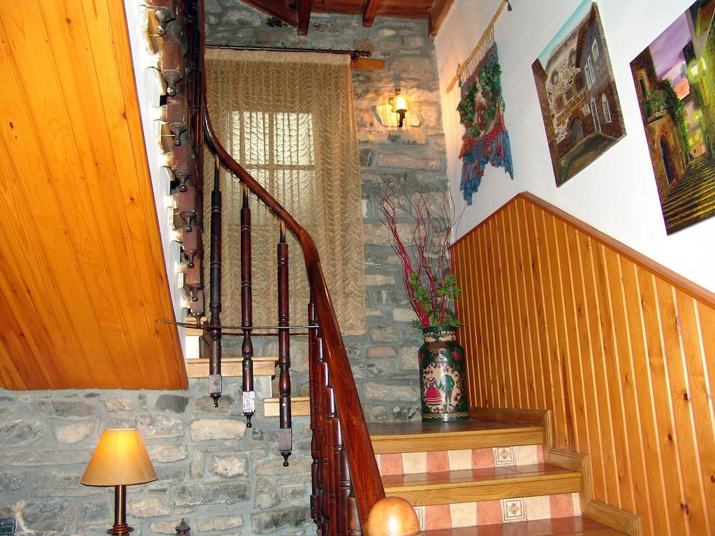 Hostal Pirineos Sarvisé Exterior foto